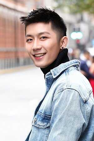 Cengceng Zhang
