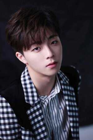 Li-Nong Chen