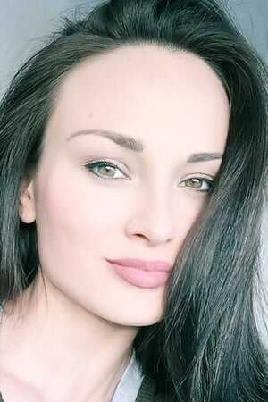 Stasia Caz